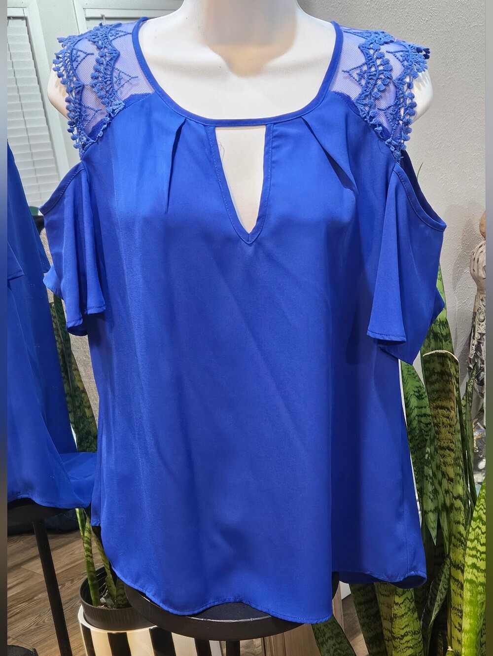 Women's Lace-Trim Cold Shoulder Blouse